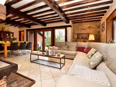 Luxurious Villa with Private Swimming Pool in Durbuy
