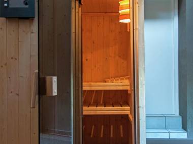 Ardennes holiday home with seasonal private pool sauna