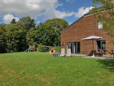 Beautiful Holiday Home in Durby with Garden