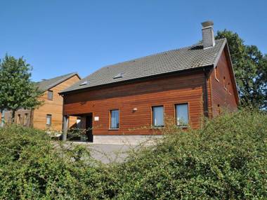 Stunning wooden villa located in Durbuy