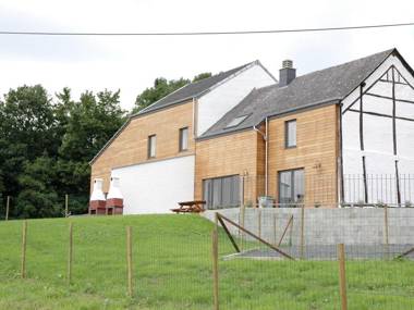 Grand Holiday Home in Durbuy with Garden