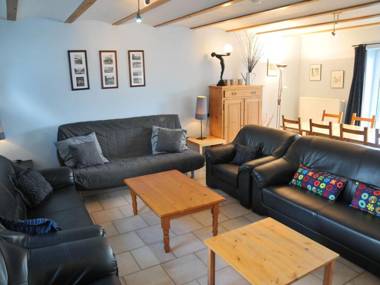 Grand Holiday Home in Durbuy with Garden