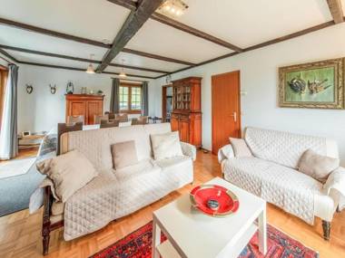 Secluded Holiday Home in Durbuy with Terrace