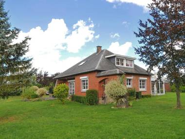 Peaceful Holiday Home in Durbuy with Garden