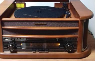 Holiday Home Leke with Fireplace 01