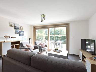 Cosy Holiday Home near Westhoek