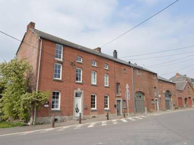 A cosy vintage loft to discover! Ideal for exploring the region by bike.