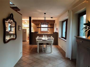 Quaint Holiday Home in Robechies amid Meadows