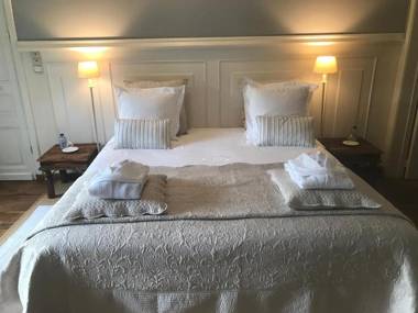 B&B Number 11 Exclusive Guesthouse