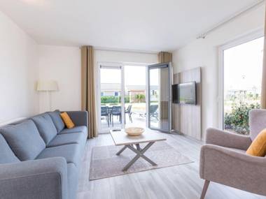 Comfy holiday home beach within walking distance