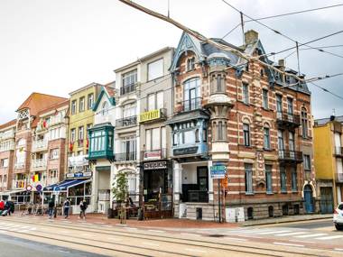 Magnific Holiday Home in Blankenberge Near Beach