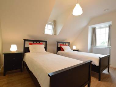 Soothing Holiday Home in Sint Amands with Recreation Room