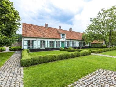 beautifull renovated farmhouse with traditional elements and a big garden