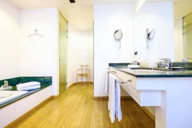 Small Luxury Hotel De Witte Lelie