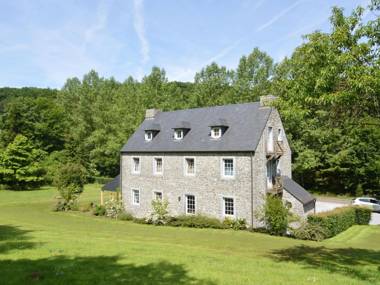 Holiday house in the forest near Maredsous ideal for hikers