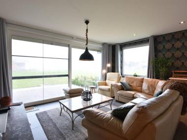 Beautiful villa in Alveringem with a large private garden