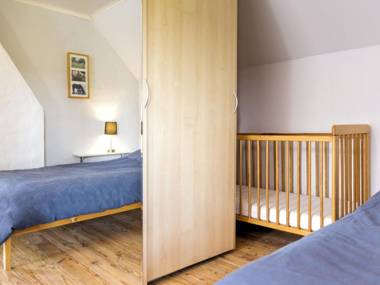 Lovely Holiday Home in Oostvleteren with Garden