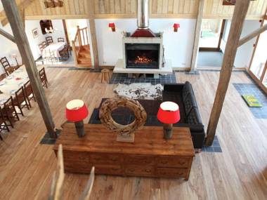 Rural completely renovated farmhouse with large garden