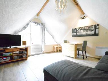 Alluring Chalet in Gesves with Roof Terrace Garden BBQ