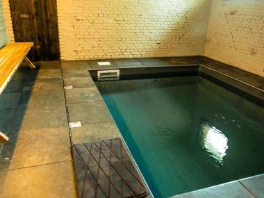 Alluring Farmhouse in Moorslede with Private Swimming Pool