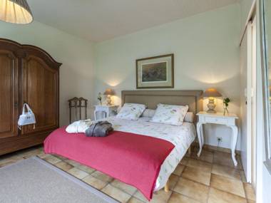 Modern Holiday Home in Zingem with Garden