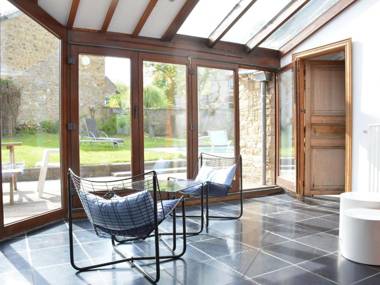 Village house with swimming pool billiards table football ping-pong fitness