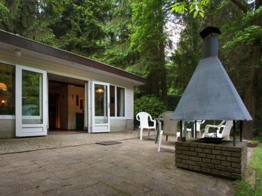Peacefully chalet situated in the center of the forest of the Kempen