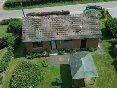 Pleasant Holiday Home in Froidchapelle with Garden