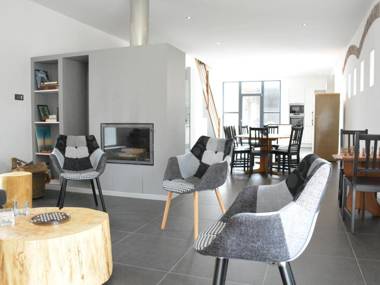 Modern Holiday Home in Fernelmont with Garden