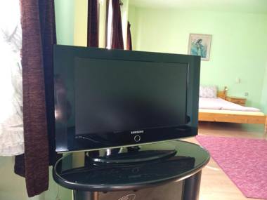 Guest House The House