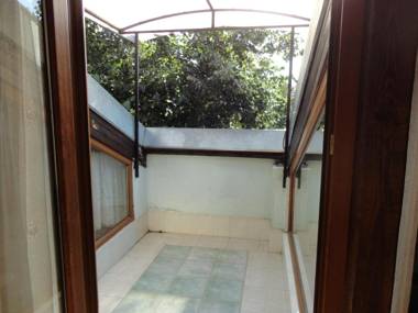 Guest House The House