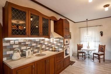 Historic Apartment in the heart of the City