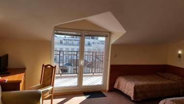 Caprice Family Hotel