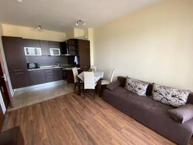 Elegantz Apartments 2