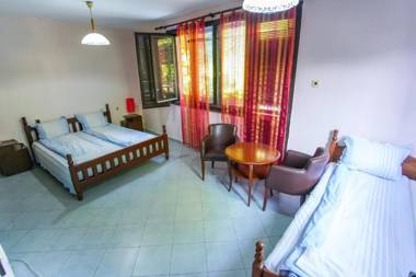 Guest House Planinska Sreshta