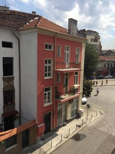 Elegance Hostel and Guesthouse