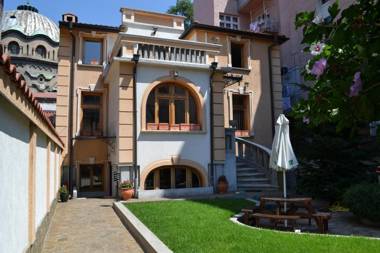 Apartment Secession Style