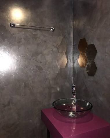 Central Point Boutique Hotel