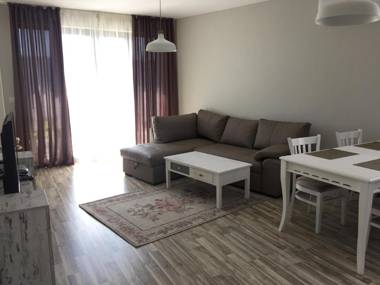 Green Paradise Deluxe Apartments