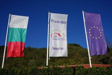 Complex Praveshki Hanove