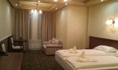 Complex Praveshki Hanove