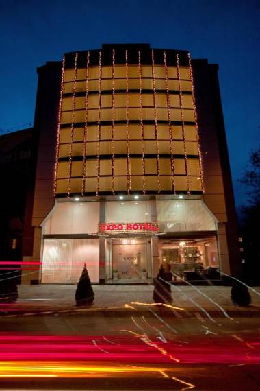 Expo Hotel