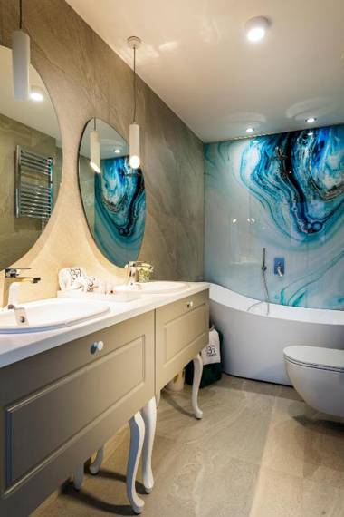 Gallery 37 BW Premier Collection