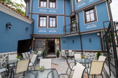 PULPUDEVA Family Hotel