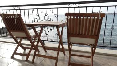 Akrotiria Beach Apart Complex