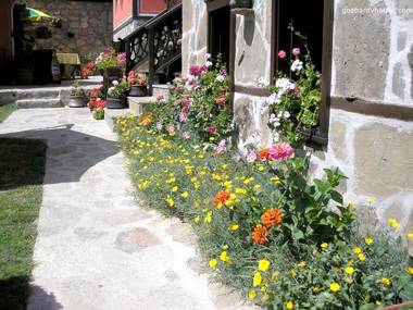 Gozbarov's Guest House