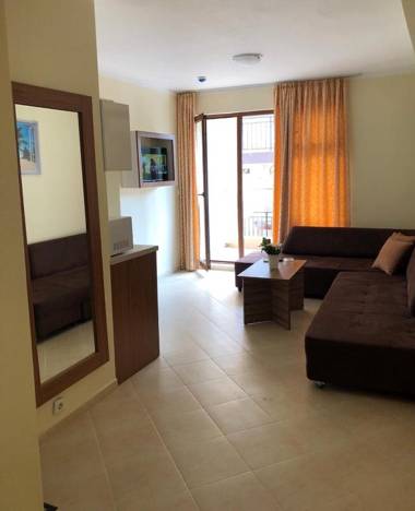 Sunny Paradise Family Hotel