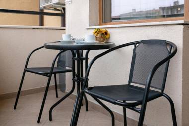 JOY APARTMENT BURGAS CENTER PRIVATE PARKING