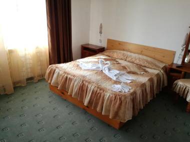 Guest Rooms Grachenovi