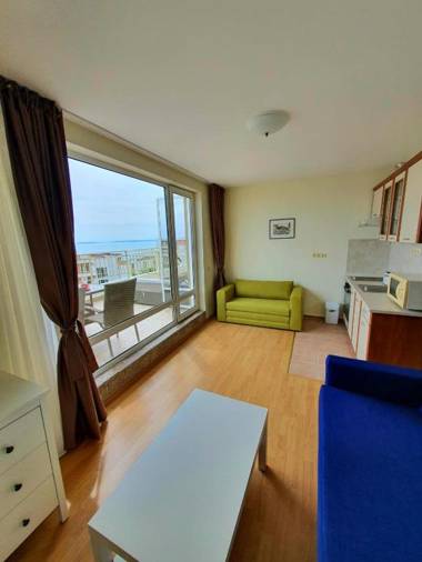 Crown Imperial Fort Grand Resort